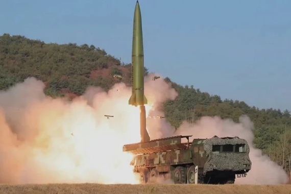 Пуск ракети KN-23